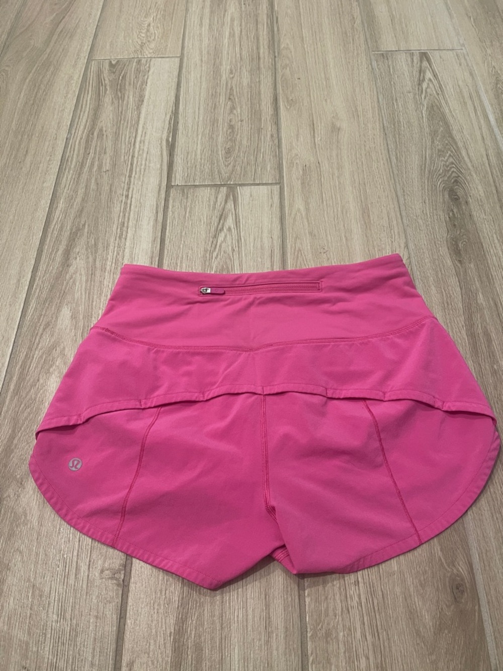 Lululemon Speed Up High Rise Shorts 2.5” Sonic Pink Sz 4 - Picture 6 of 9
